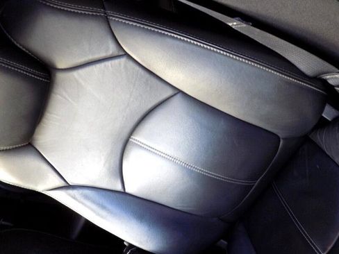 Used 2014 GMC Acadia SLT image 23