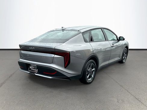 New 2026 Kia K4 LXS FWD image 7