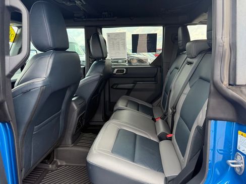 Used 2024 Ford Bronco Outer Banks image 10