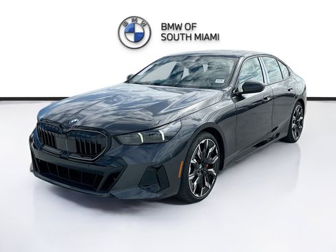 New 2025 BMW 530i 530i w/ M Sport Package image 3