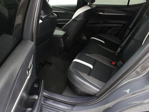 Used 2025 Toyota Camry SE FWD image 28