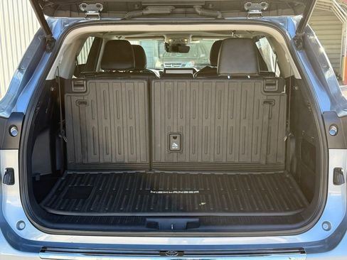 Certified 2023 Toyota Highlander XLE image 15