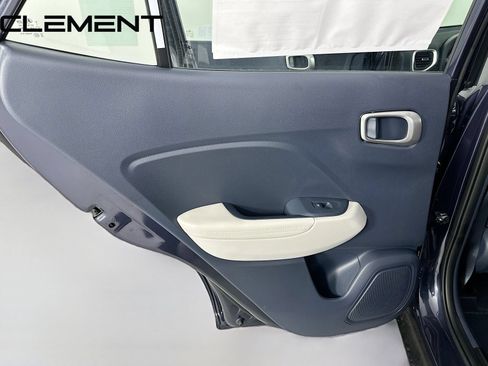 Certified 2026 Hyundai Venue SEL FWD image 30