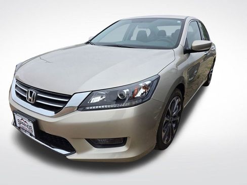 Used 2015 Honda Accord Sport image 3
