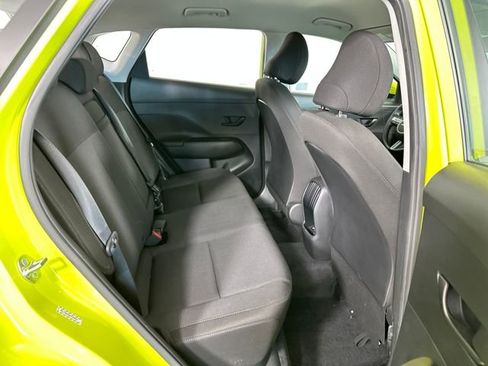 Used 2024 Hyundai Kona SE image 27