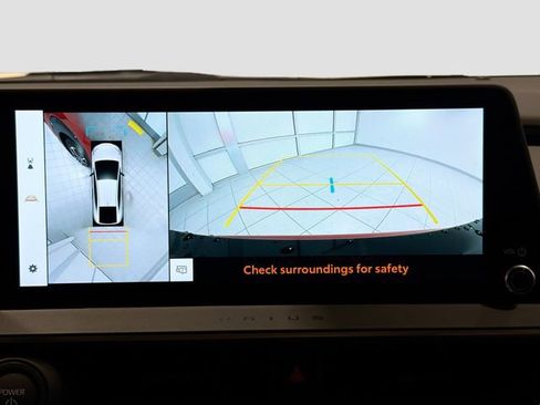 New 2026 Toyota Prius Plug-In Hybrid image 12