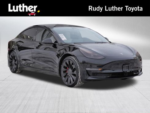 Used 2023 Tesla Model 3 Performance image 1
