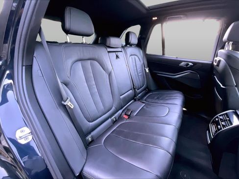 Used 2021 BMW X5 xDrive45e w/ M Sport Package AWD/4WD image 19