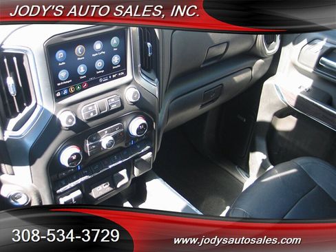 Used 2022 Chevrolet Silverado 2500 LTZ w/ LTZ Premium Package AWD/4WD image 31