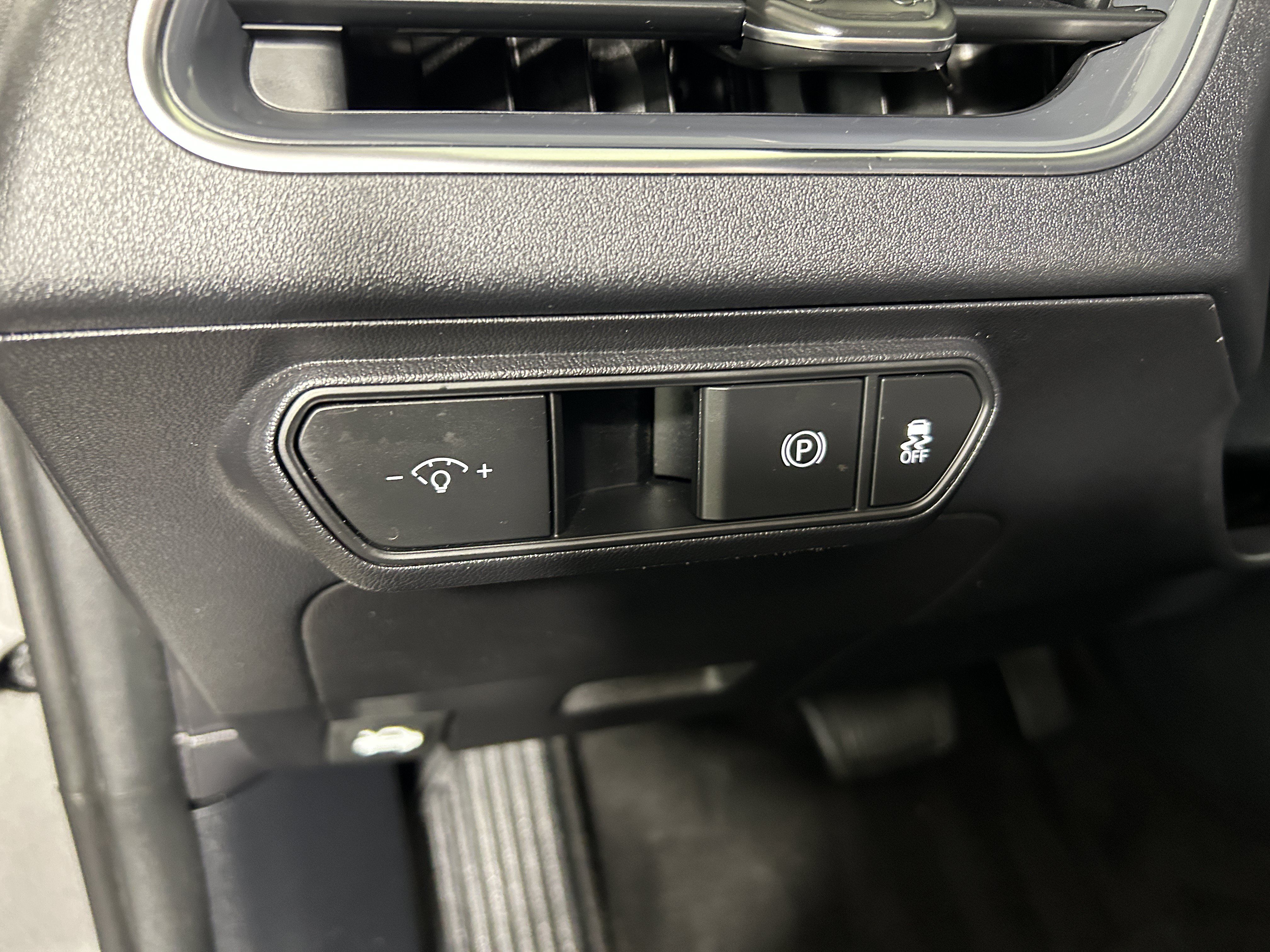 Used 2025 Kia K4 EX FWD image 15