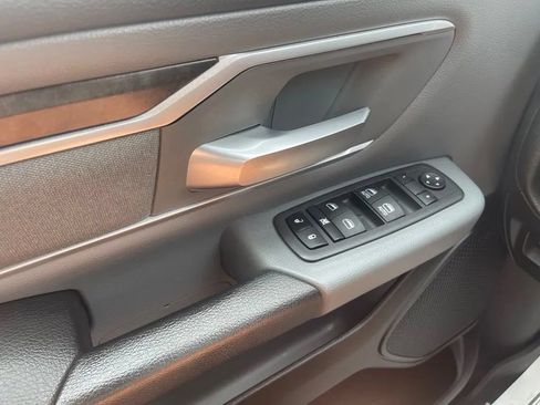 Used 2022 RAM 1500 Big Horn AWD/4WD image 33