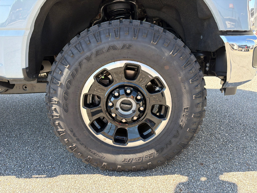 Used 2026 Ford F350 King Ranch w/ Tremor Off-Road Package AWD/4WD image 12