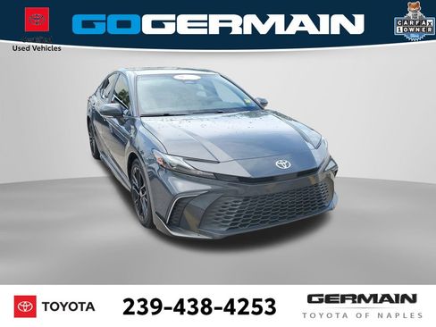 Certified 2025 Toyota Camry SE w/ Convenience Package FWD image 3