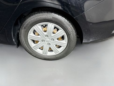 Used 2023 Kia Rio S FWD image 36