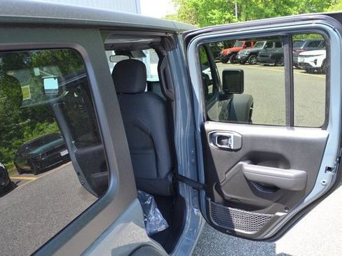 New 2026 Jeep Wrangler Unlimited Sport AWD/4WD image 30