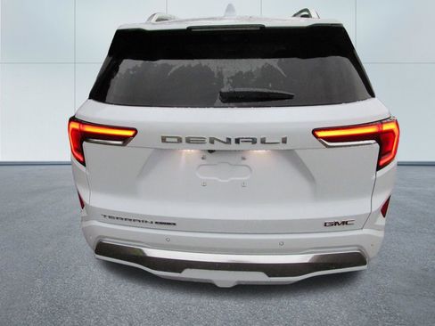 New 2026 GMC Terrain Denali AWD/4WD image 8