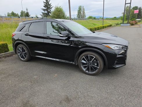 Used 2023 INFINITI QX50 Sport AWD/4WD image 6