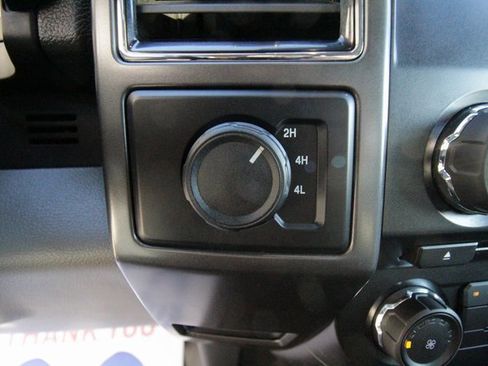 Used 2018 Ford F150 XLT image 22