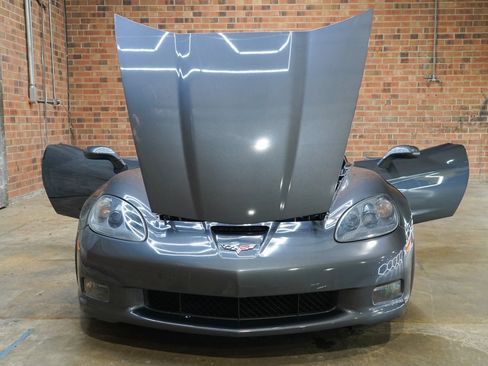 Used 2013 Chevrolet Corvette Grand Sport w/ 3LT Preferred Equipment Group RWD image 23