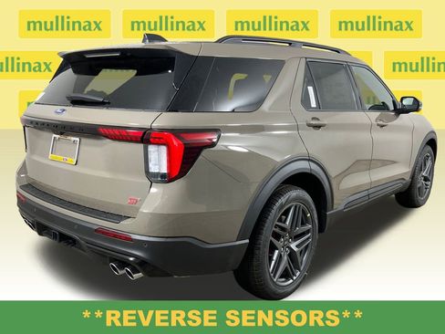 New 2026 Ford Explorer ST w/ Sun And Sound Package image 4