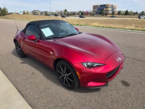 Used 2025 MAZDA MX-5 Miata Grand Touring w/ Weather Package image 7