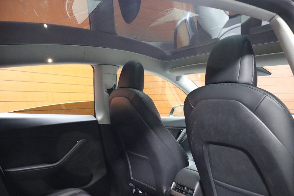 Used 2020 Tesla Model Y Long Range AWD/4WD image 57