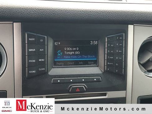 Used 2017 Ford Expedition XLT AWD/4WD image 17