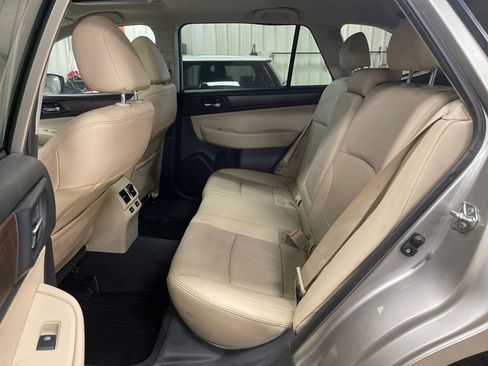 Used 2016 Subaru Outback 2.5i Limited image 25