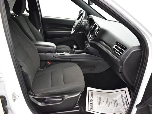 Used 2024 Dodge Durango SXT image 16