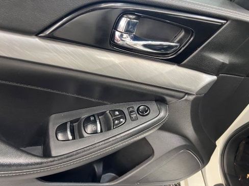Used 2017 Nissan Maxima 3.5 SV FWD image 34
