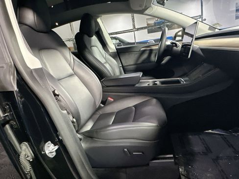 Used 2023 Tesla Model Y Long Range image 30