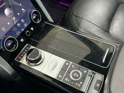 Used 2020 Land Rover Range Rover HSE AWD/4WD image 22