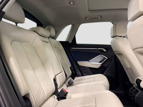 New 2025 Audi Q3 2.0T Premium Plus image 16