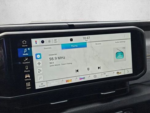 Used 2025 Jeep Gladiator Sport image 24