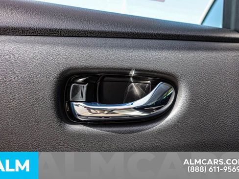 Used 2025 Nissan Leaf SV Plus image 58