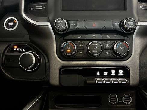Used 2022 RAM 1500 Big Horn RWD image 18