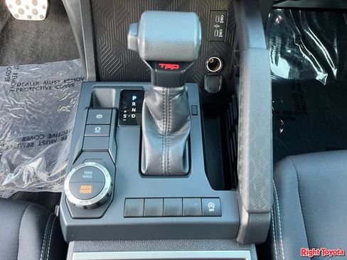 Certified 2026 Toyota Tacoma TRD Sport RWD image 31