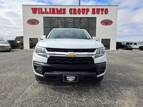 Used 2022 Chevrolet Colorado LT w/ Fleet Safety Package image 2
