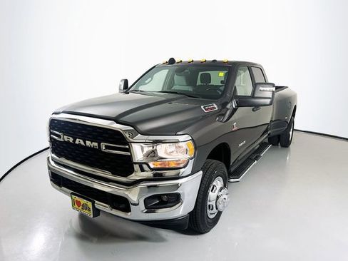 Used 2024 RAM 3500 Big Horn image 5