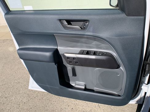 New 2025 Ford Maverick XLT w/ XLT Luxury Package image 19