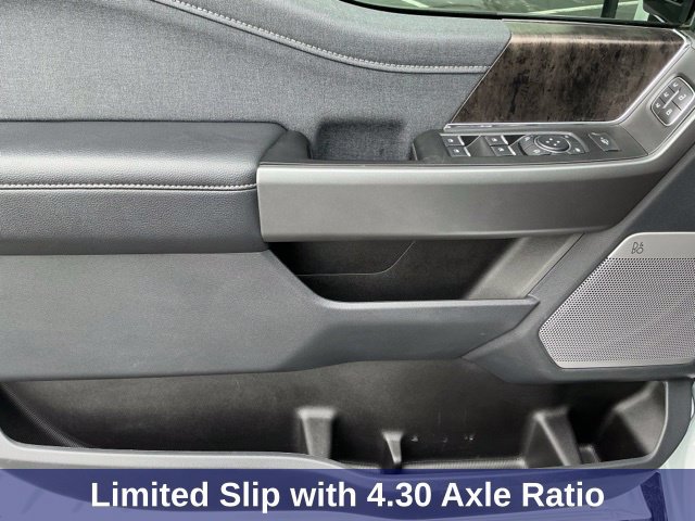 Used 2025 Ford F350 Lariat AWD/4WD image 18