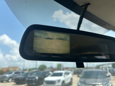 Used 2016 Chevrolet Express 2500 LS image 20