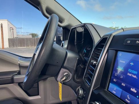 Certified 2022 Ford F250 XLT w/ XLT Premium Package image 32