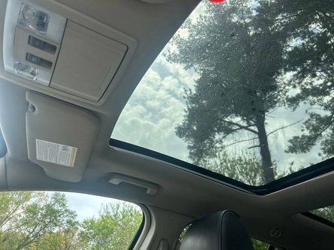 Used 2015 Lincoln MKX AWD w/ Equipment Group 102A image 14