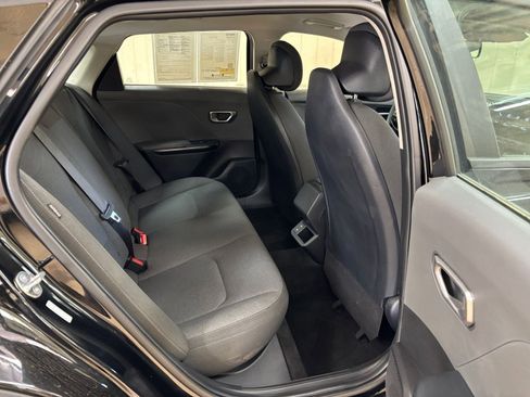 Used 2025 Kia K4 FWD image 24