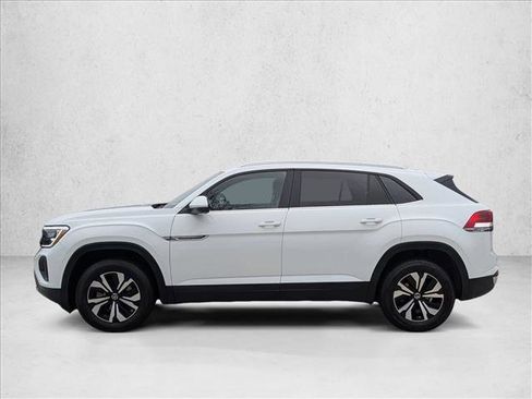 Used 2024 Volkswagen Atlas Cross Sport SE FWD image 9