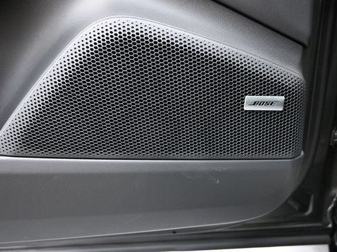 New 2026 Porsche Macan 4 Electric AWD/4WD image 12