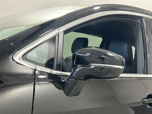 New 2025 Chrysler Pacifica Select image 12