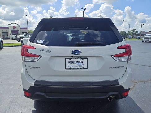 Used 2023 Subaru Forester Limited AWD/4WD image 4