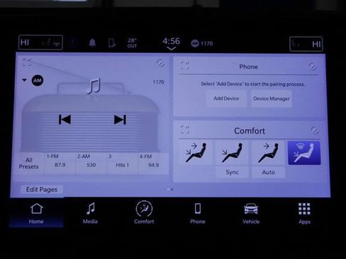 Used 2024 Chrysler Pacifica Touring-L image 34